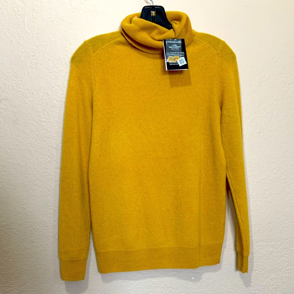 Mustard Cashmere sweater
